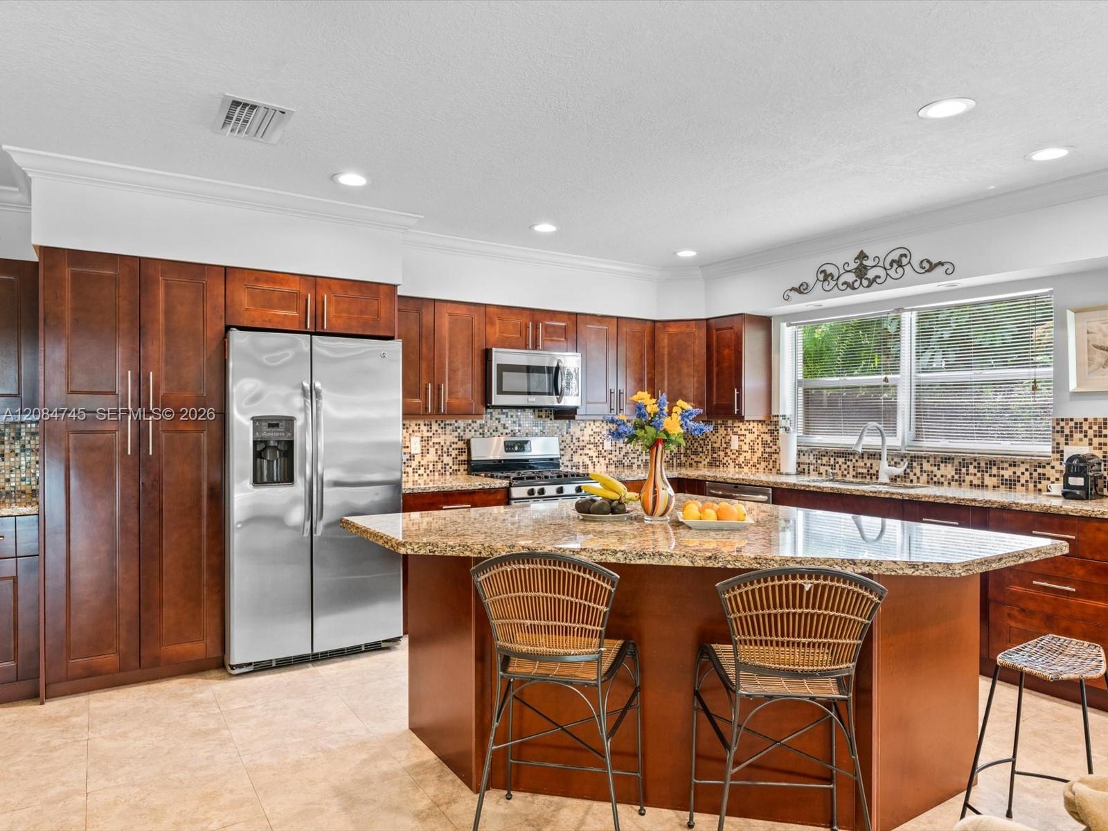 731 NW 4th Court