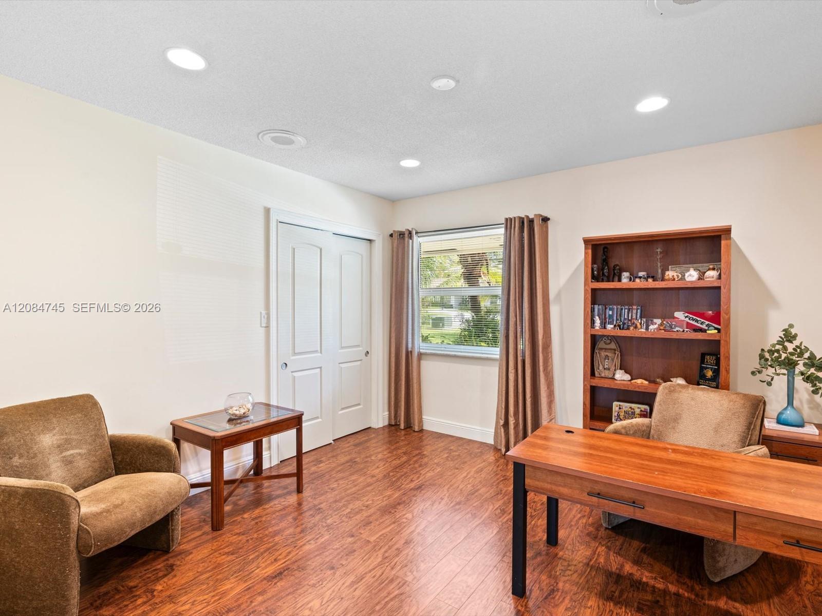731 NW 4th Court
