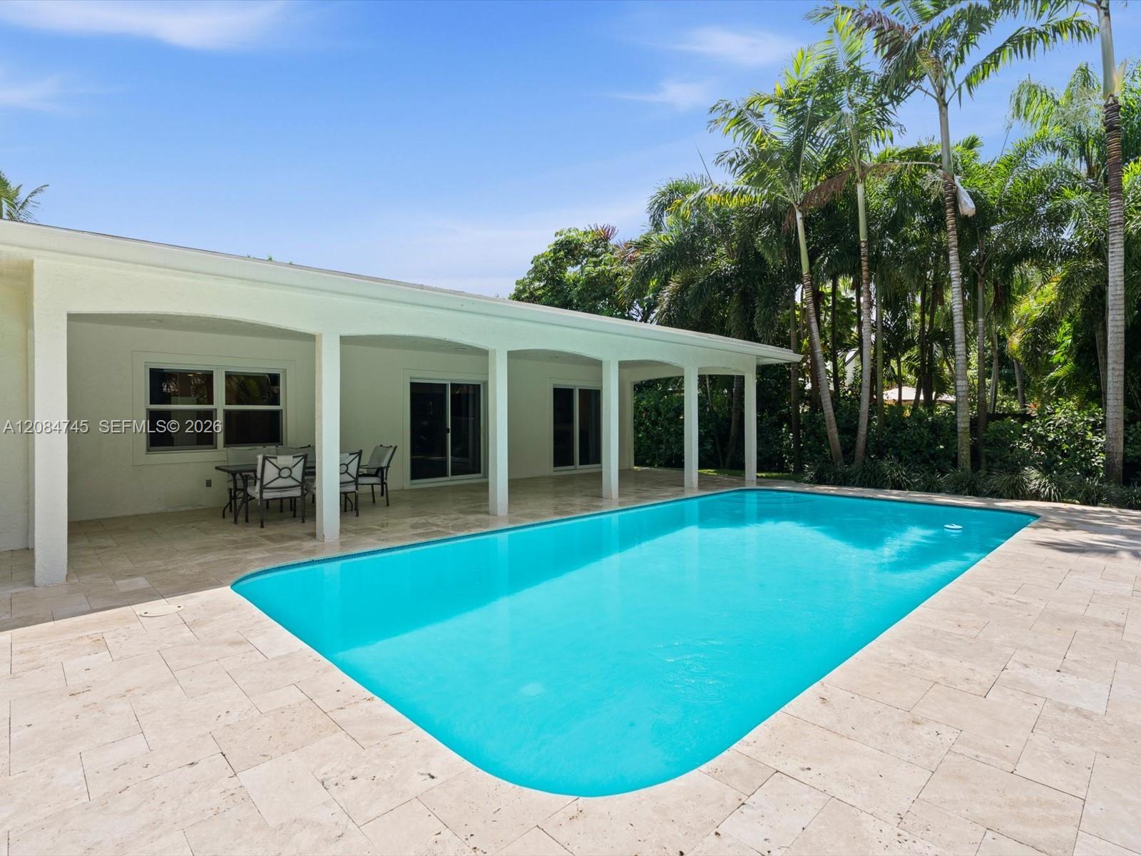 731 NW 4th Court