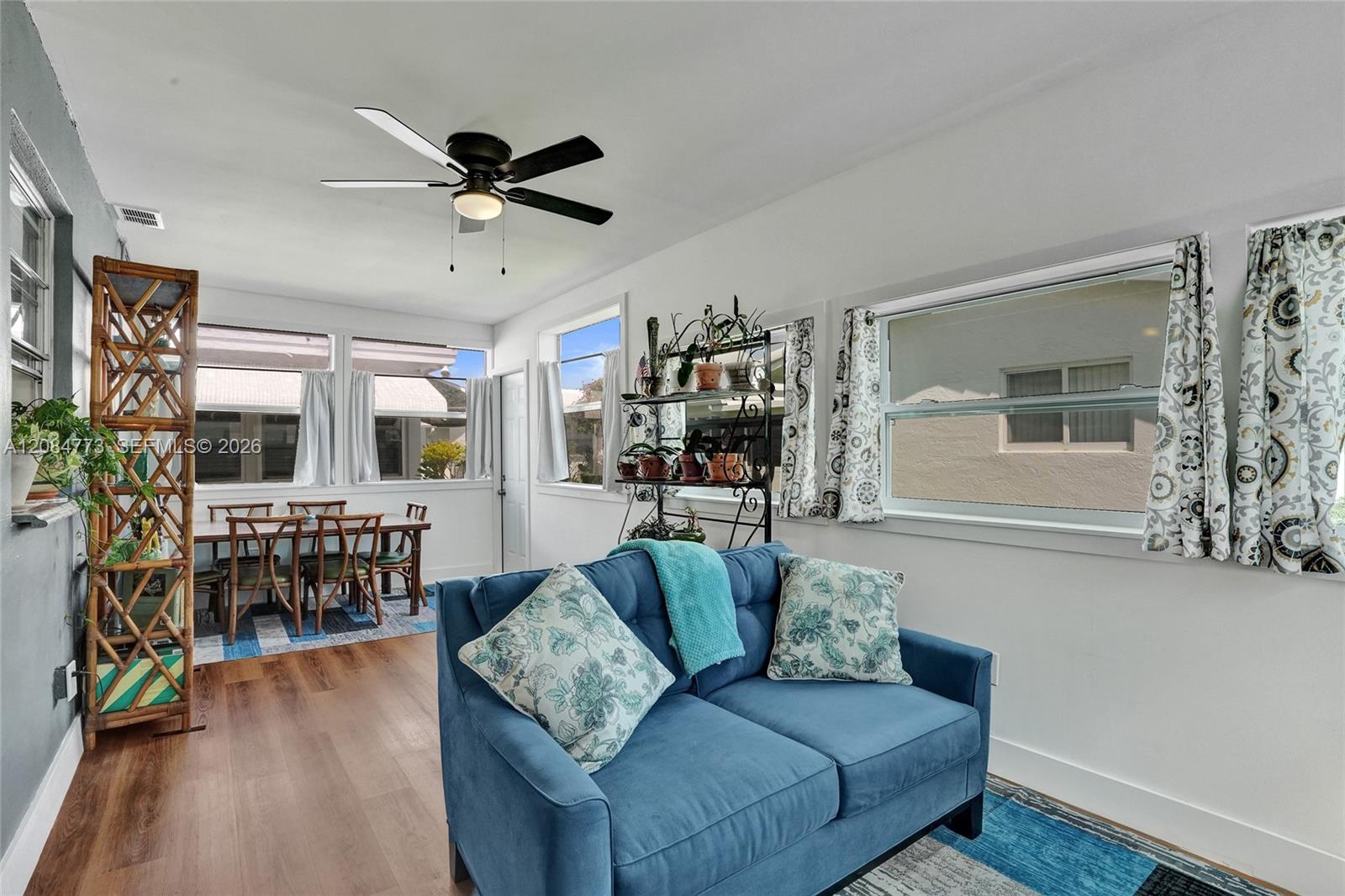 2083 SW 13th Avenue gallery image #27