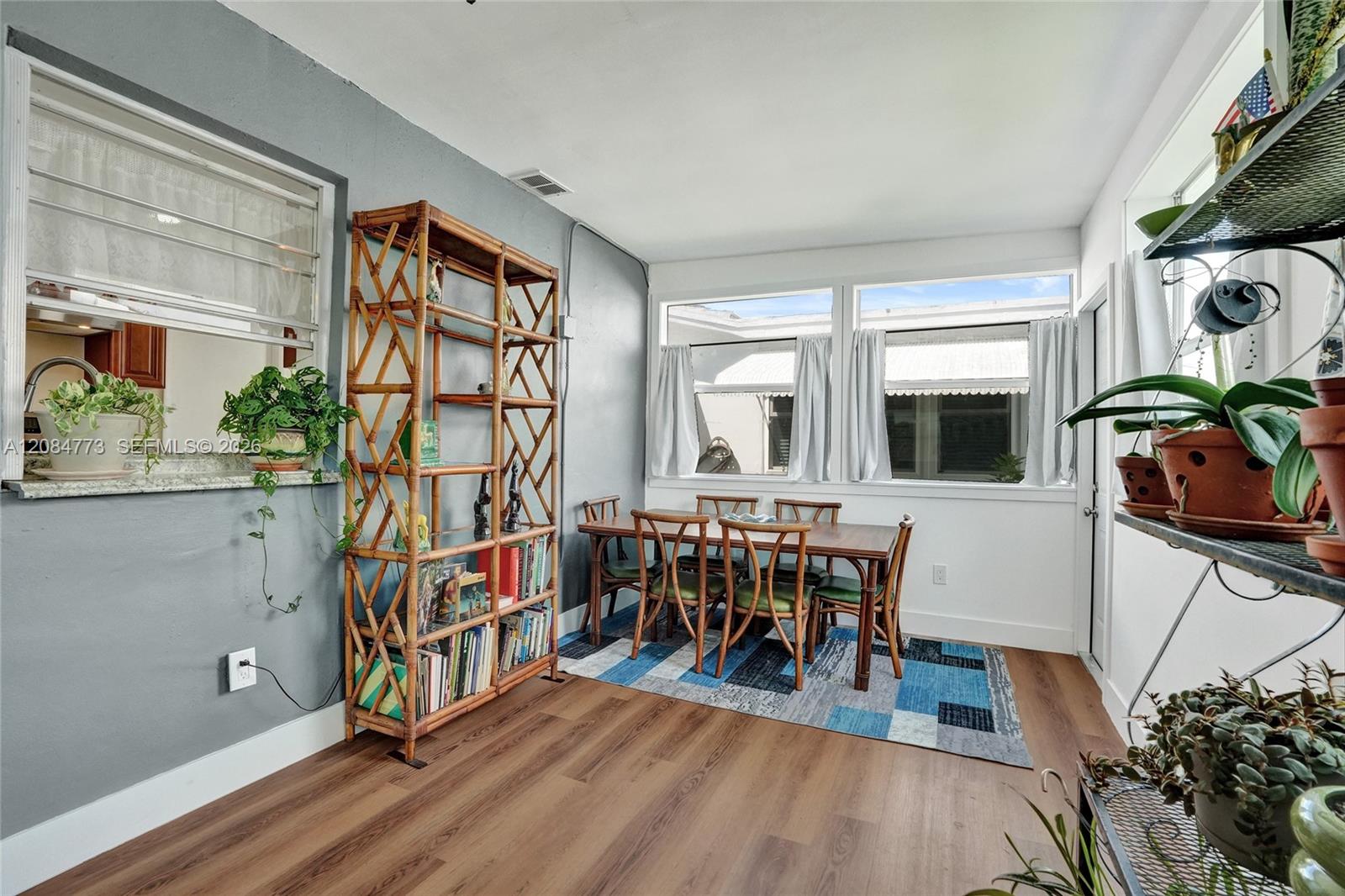 2083 SW 13th Avenue gallery image #30