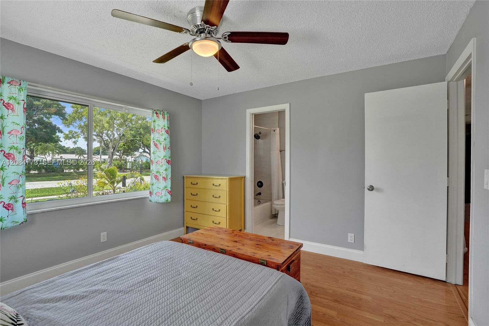 2083 SW 13th Avenue gallery image #39