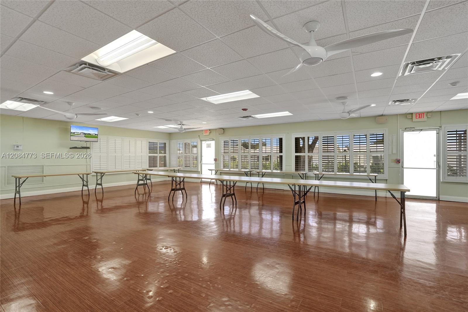2083 SW 13th Avenue gallery image #60