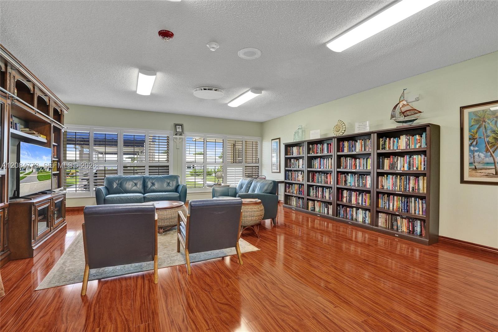 2083 SW 13th Avenue gallery image #63