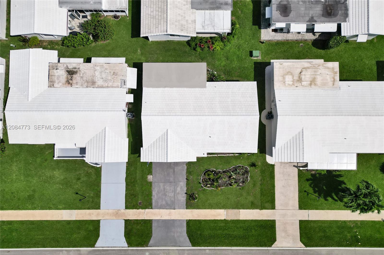 2083 SW 13th Avenue gallery image #82