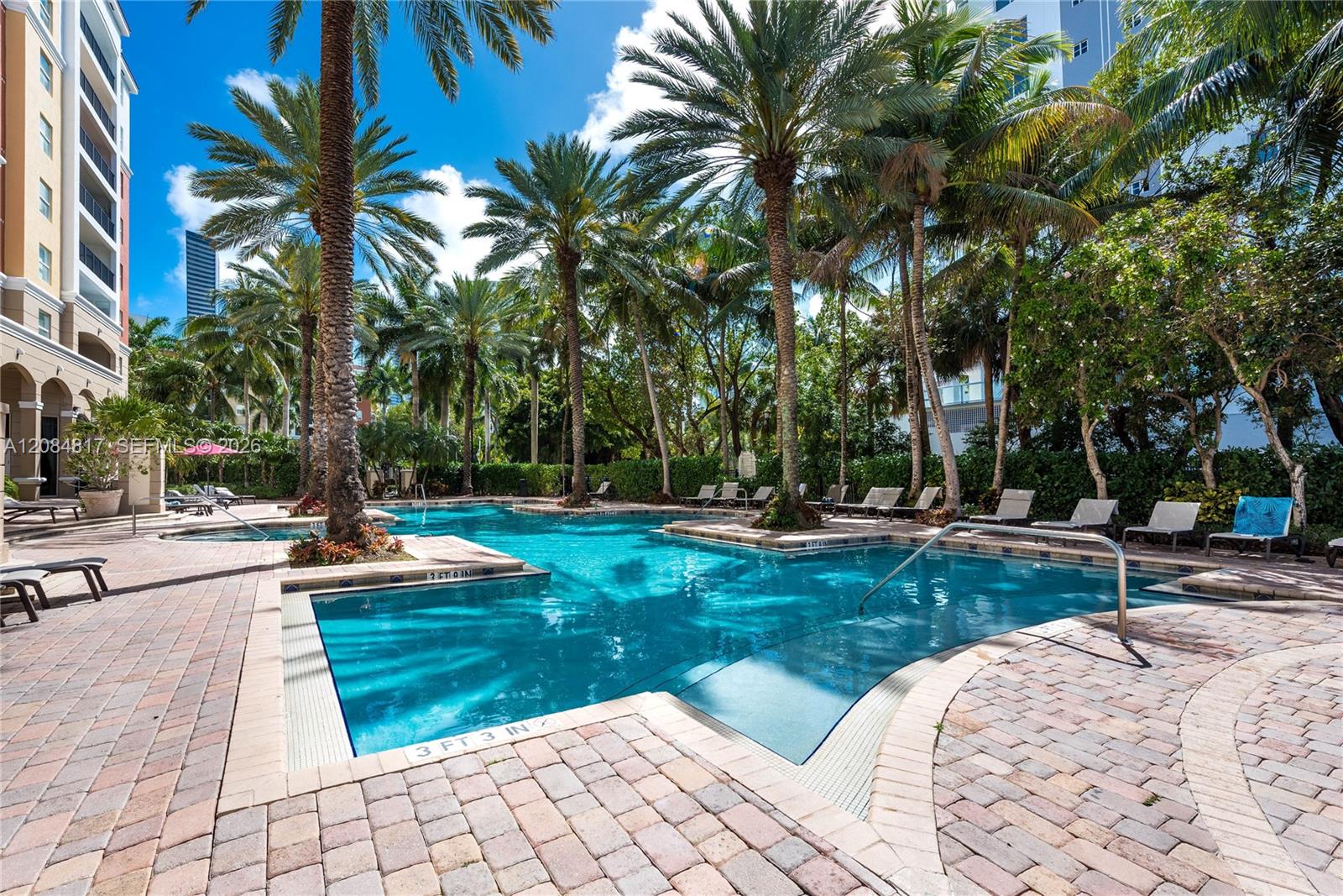17100 N Bay Road