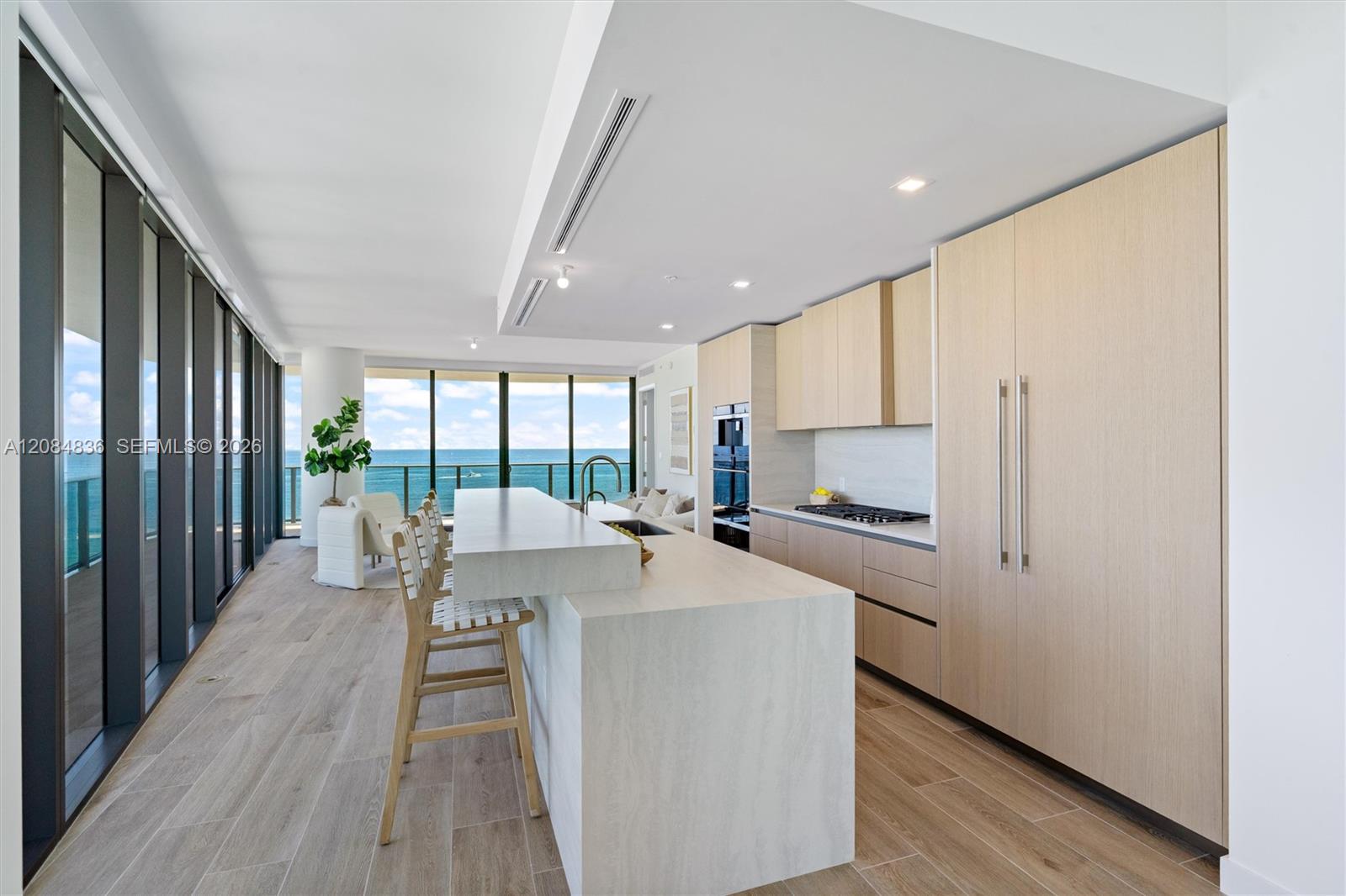 900 N Ocean Boulevard
