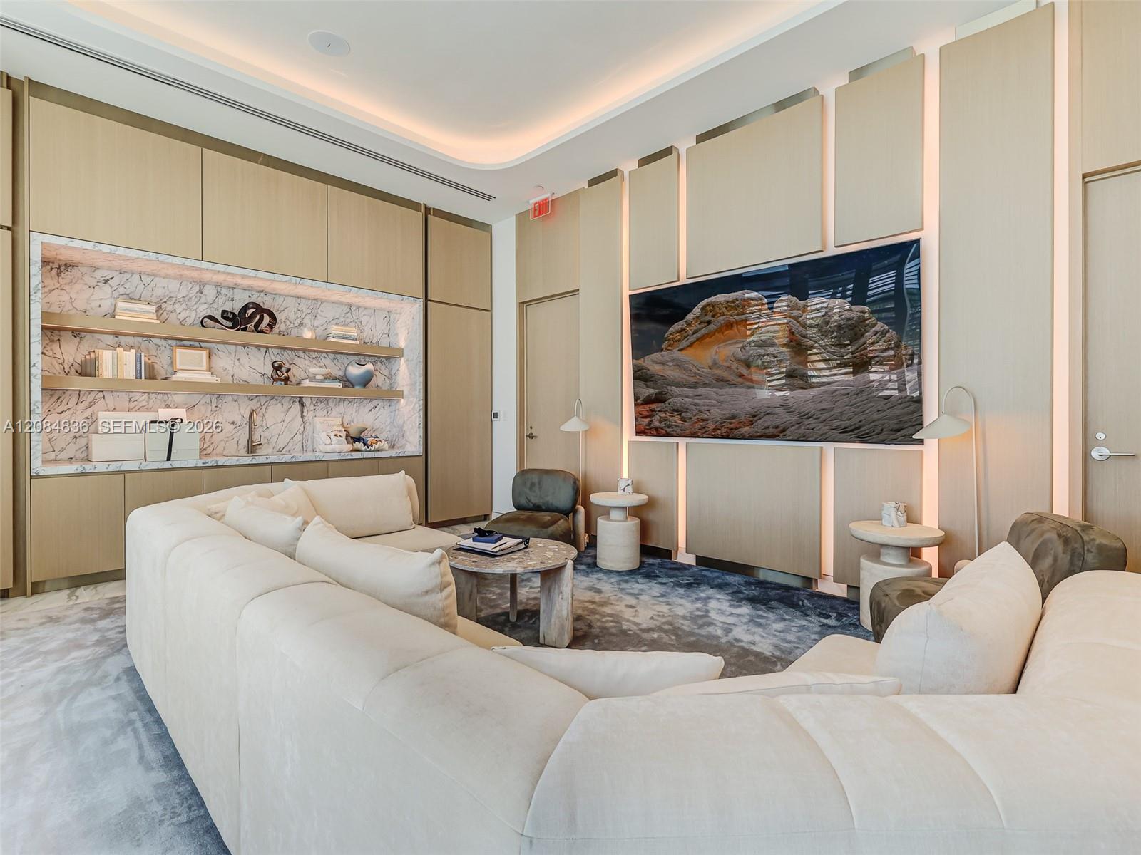 900 N Ocean Boulevard