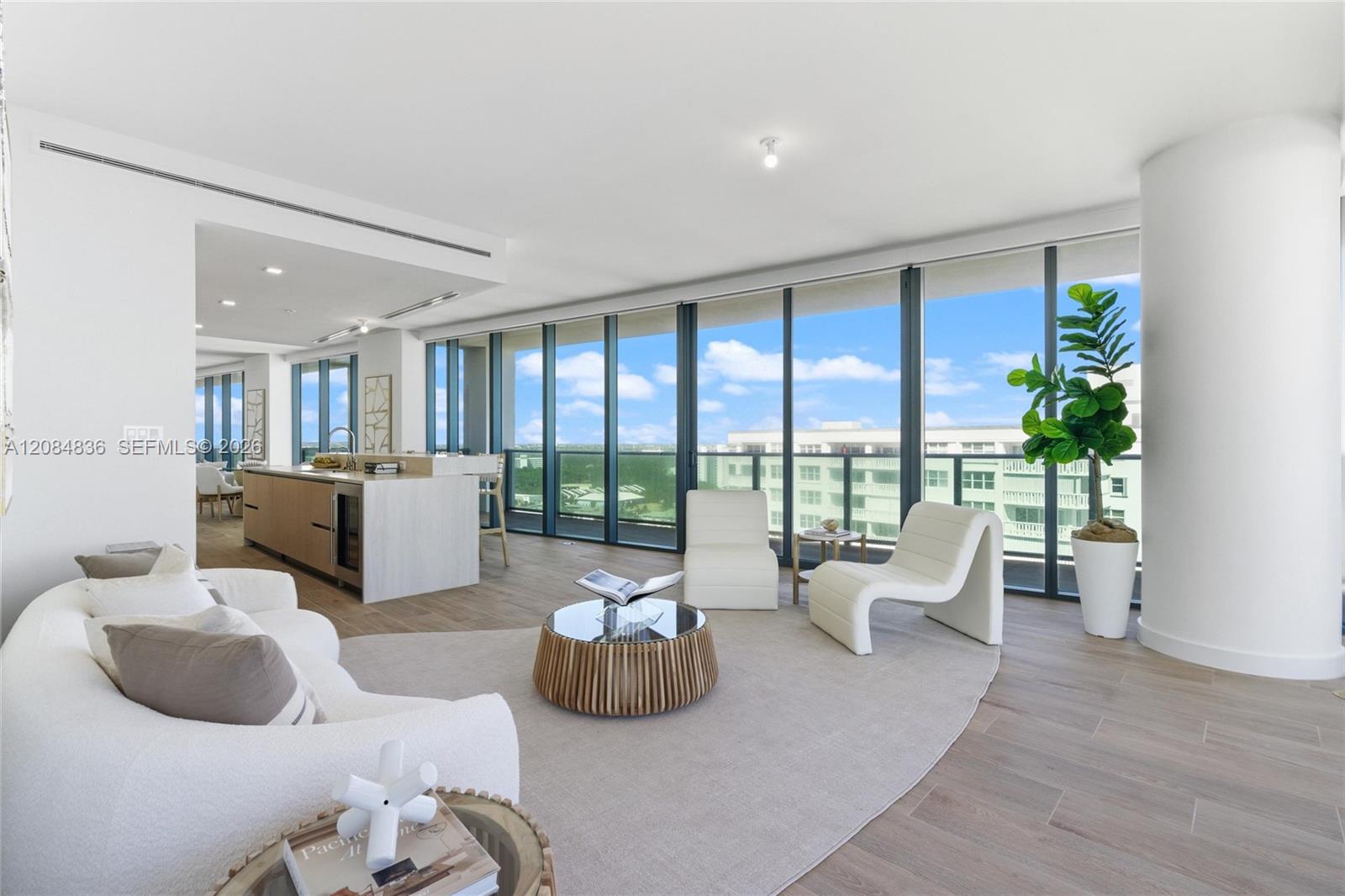 900 N Ocean Boulevard
