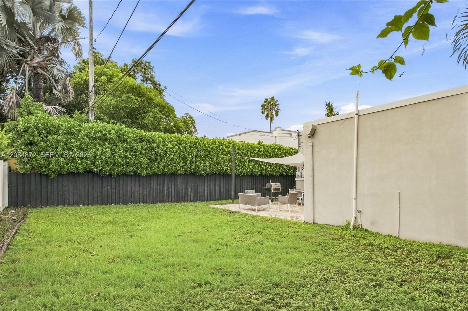 2366 SW 10th Street