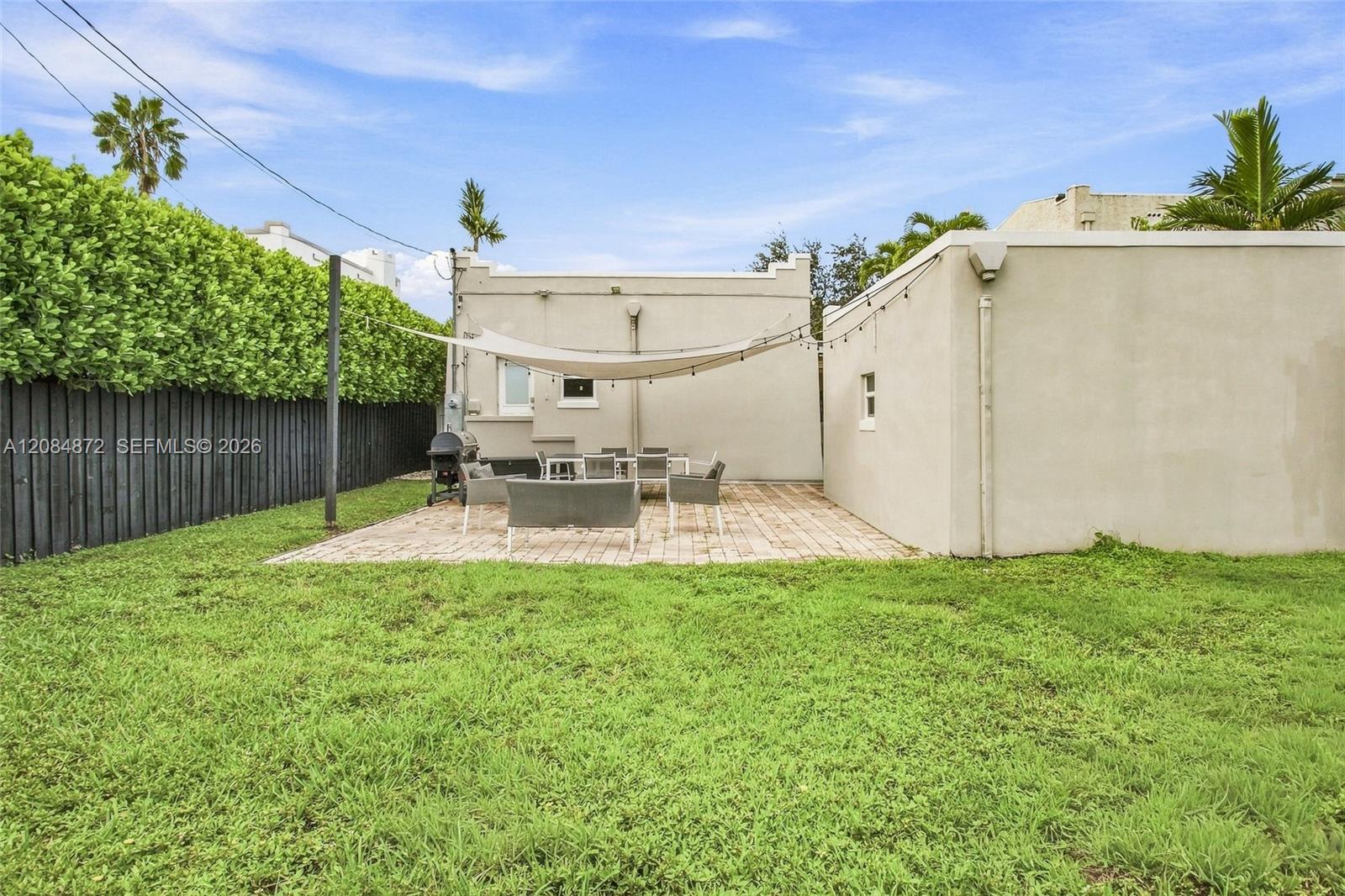 2366 SW 10th Street