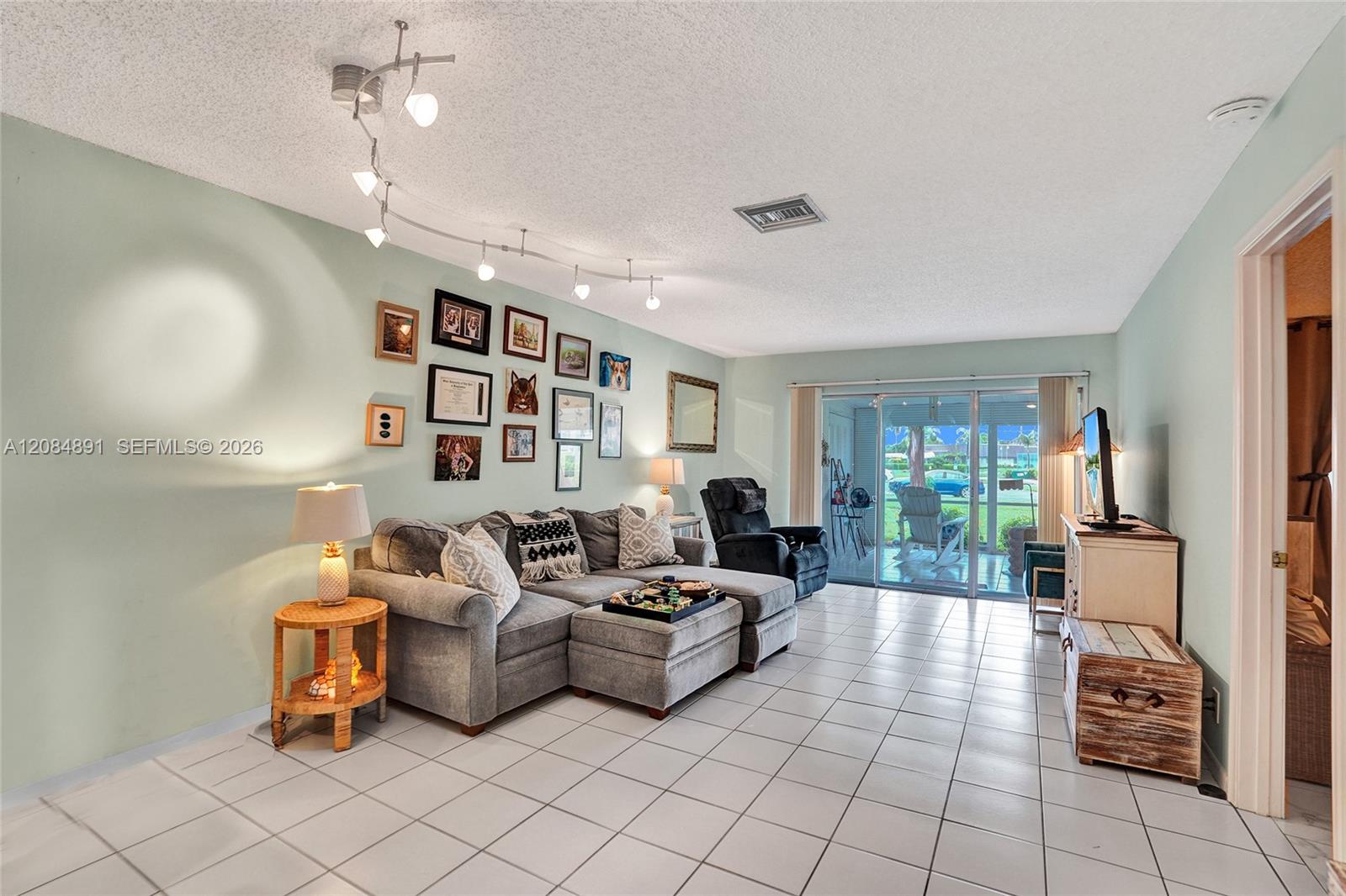 1580 NW 18th Avenue