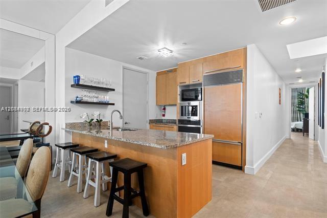 15901 Collins Avenue
