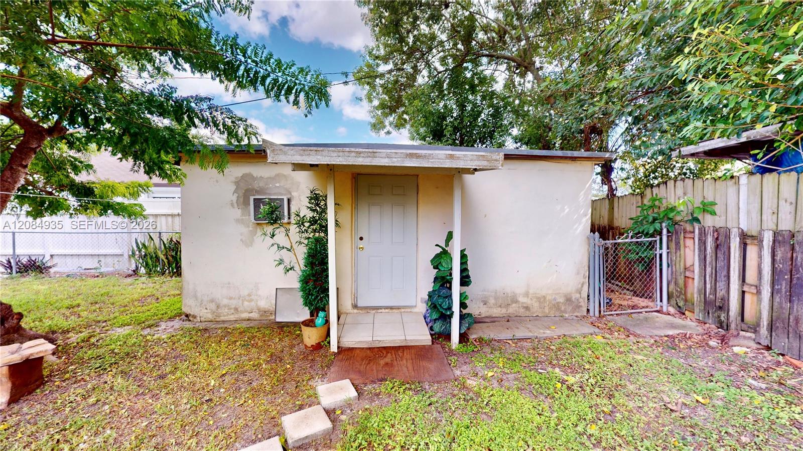 9940 SW 48th Street