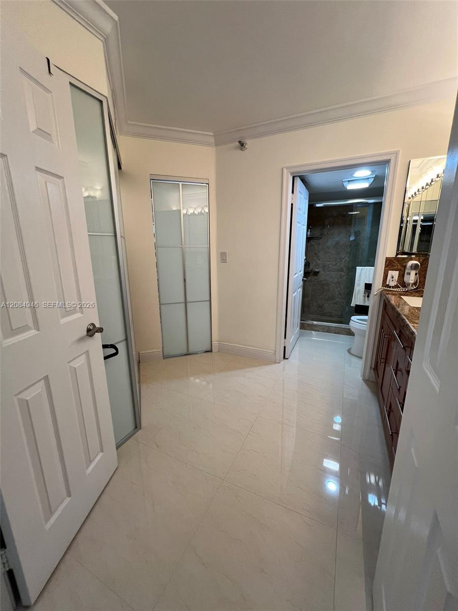 3530 Mystic Pointe Drive