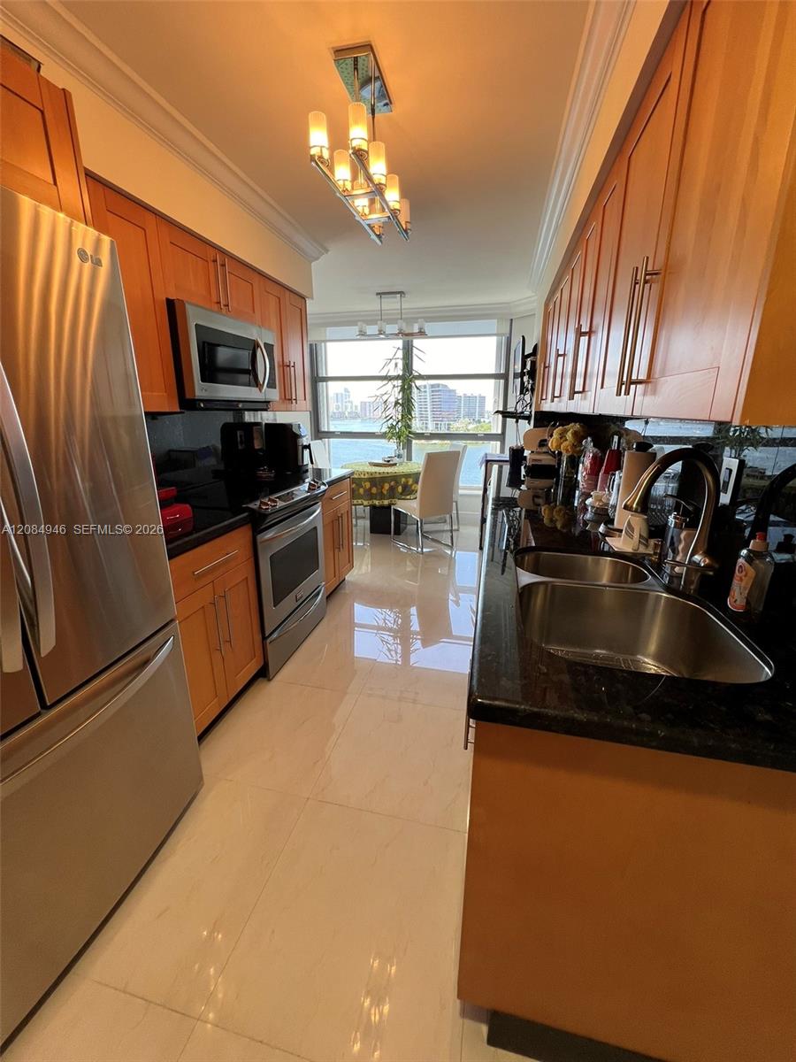 3530 Mystic Pointe Drive