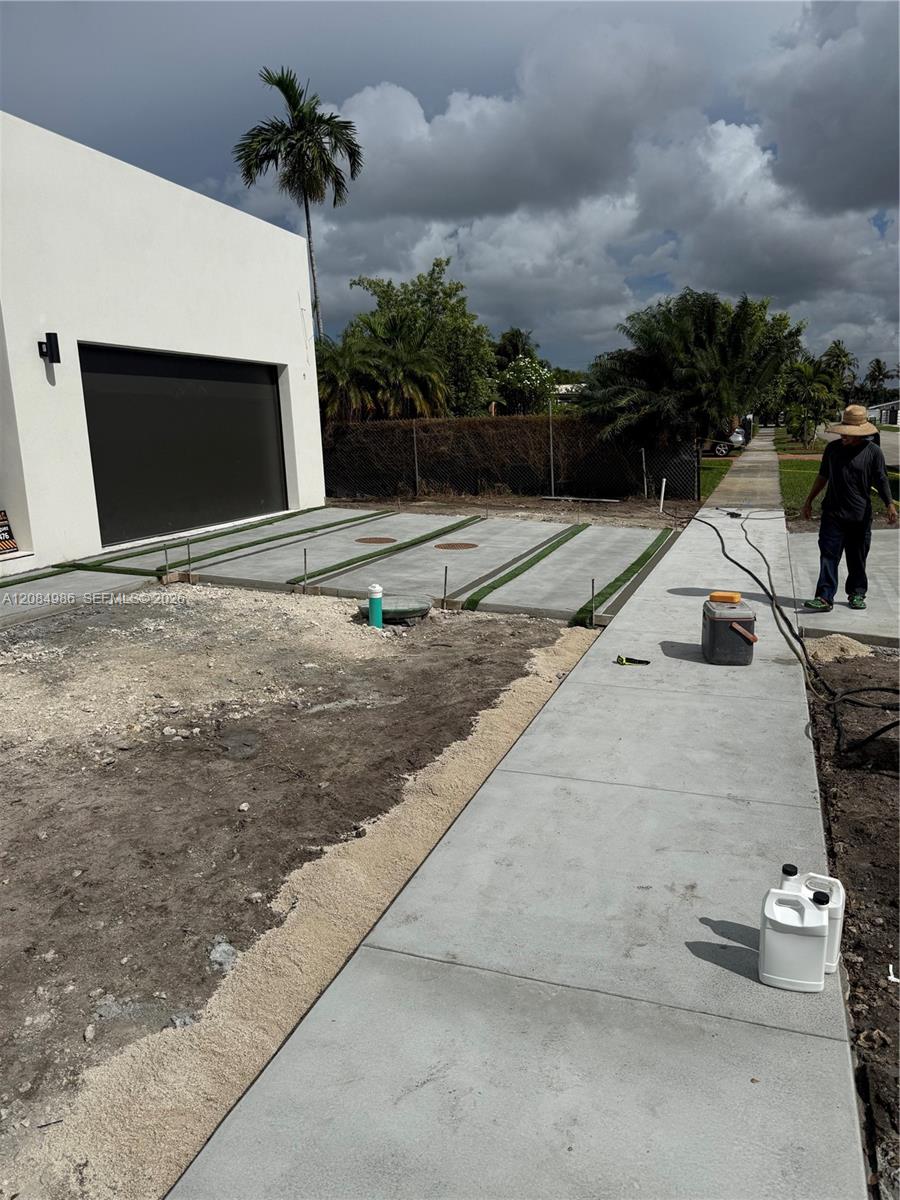 2920 SW 104th Court
