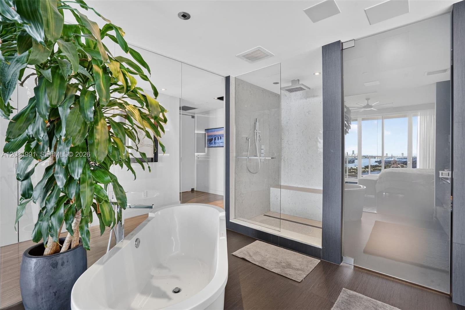 2020 N Bayshore Drive