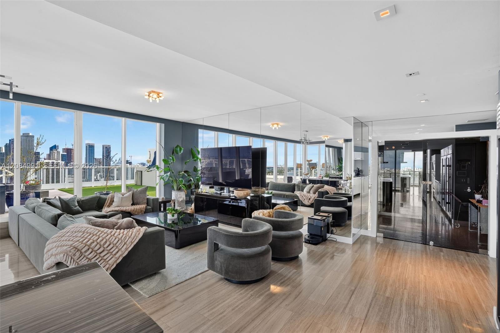 2020 N Bayshore Drive