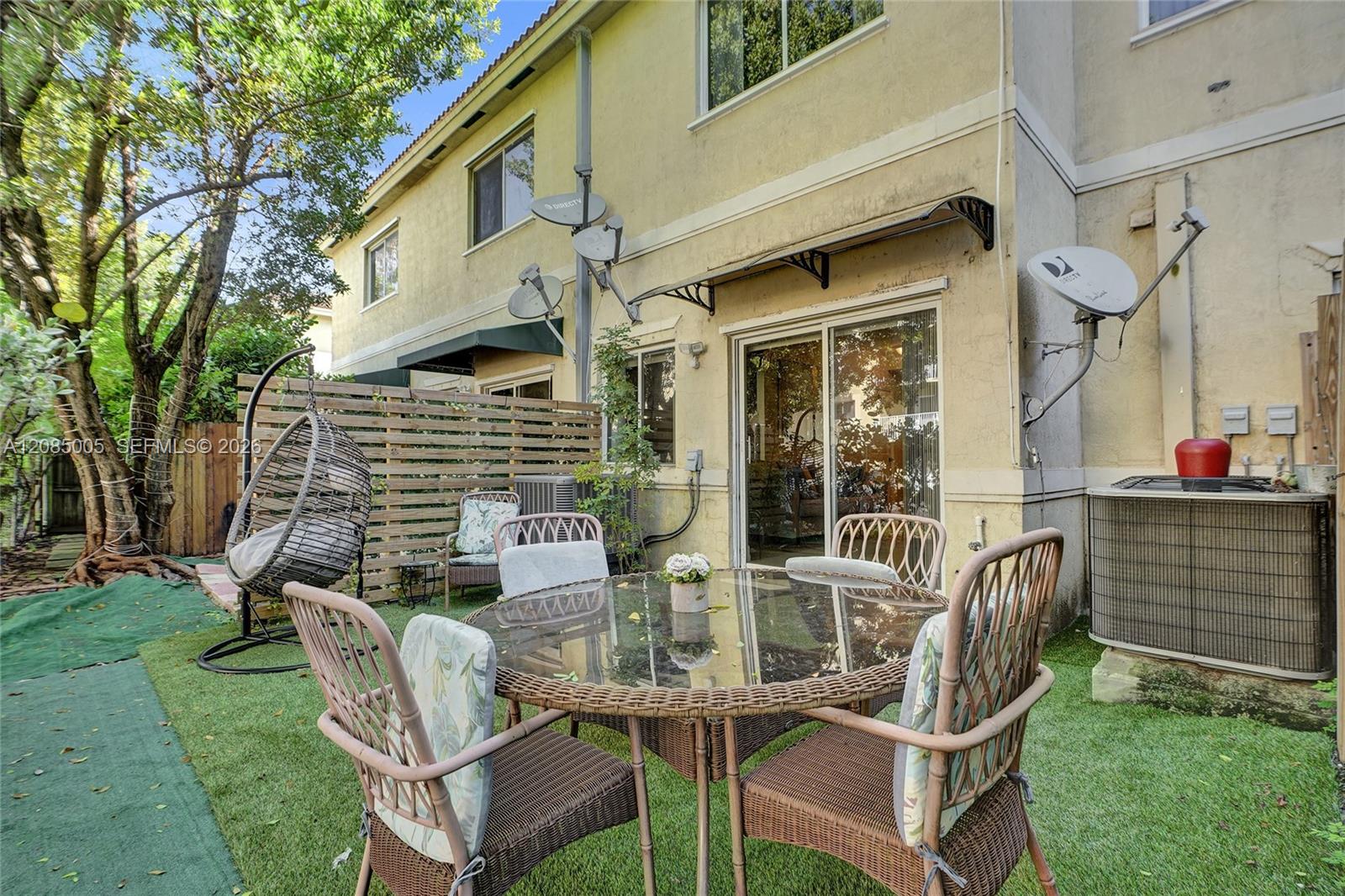 7985 NW 8th Street