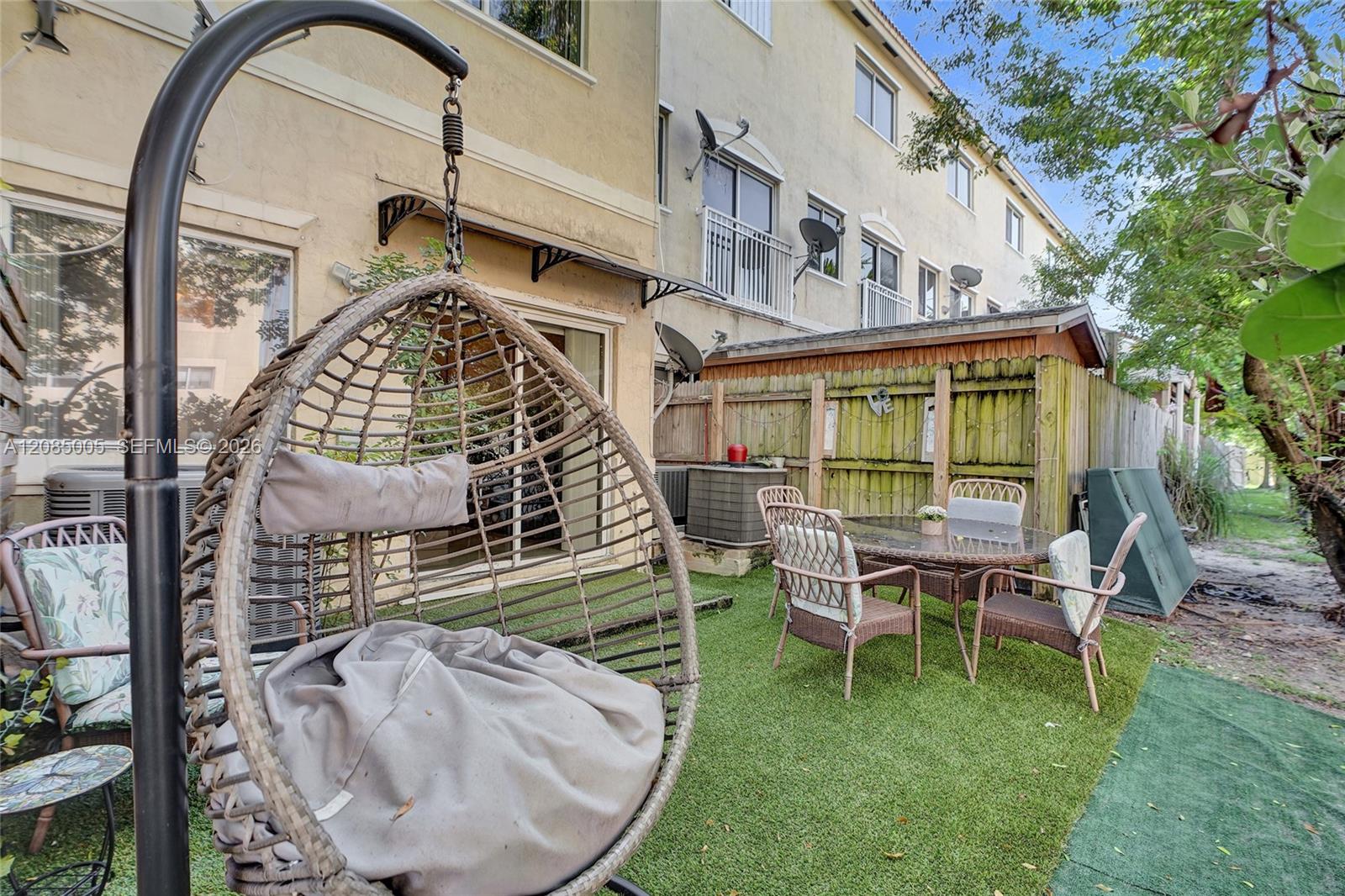 7985 NW 8th Street