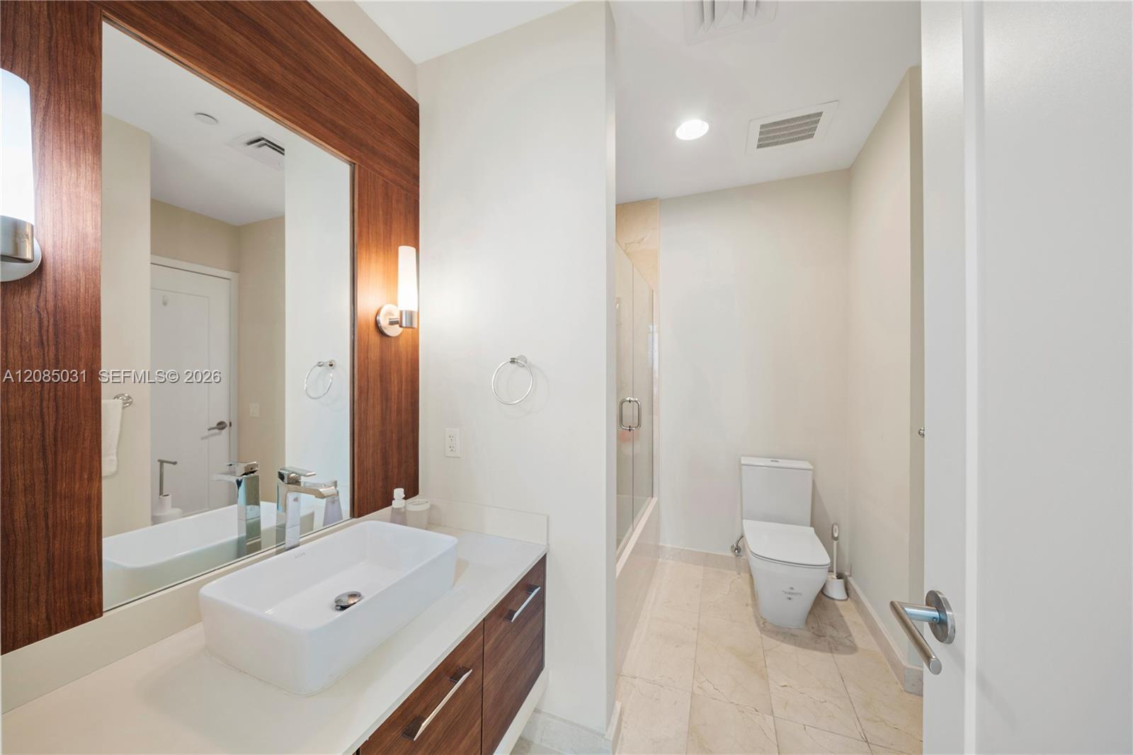 601 NE 27th Street