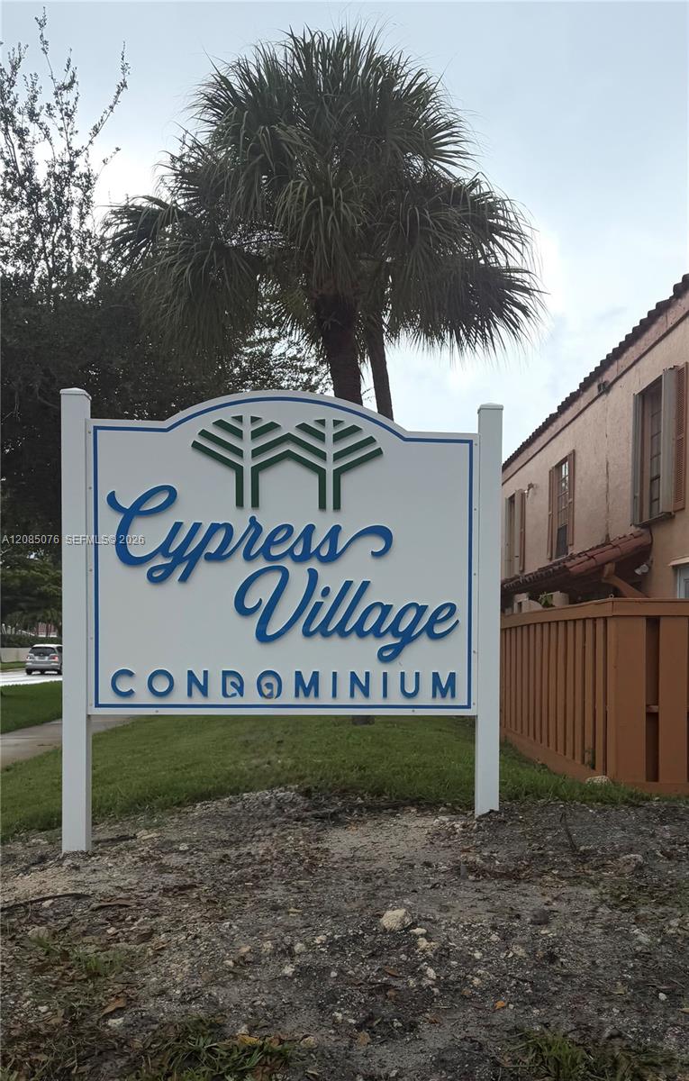 7121 Miami Lakes Drive