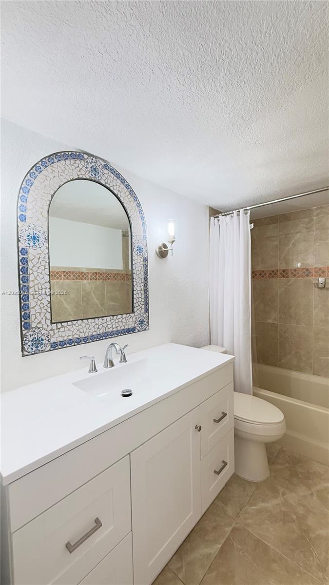 7121 Miami Lakes Drive