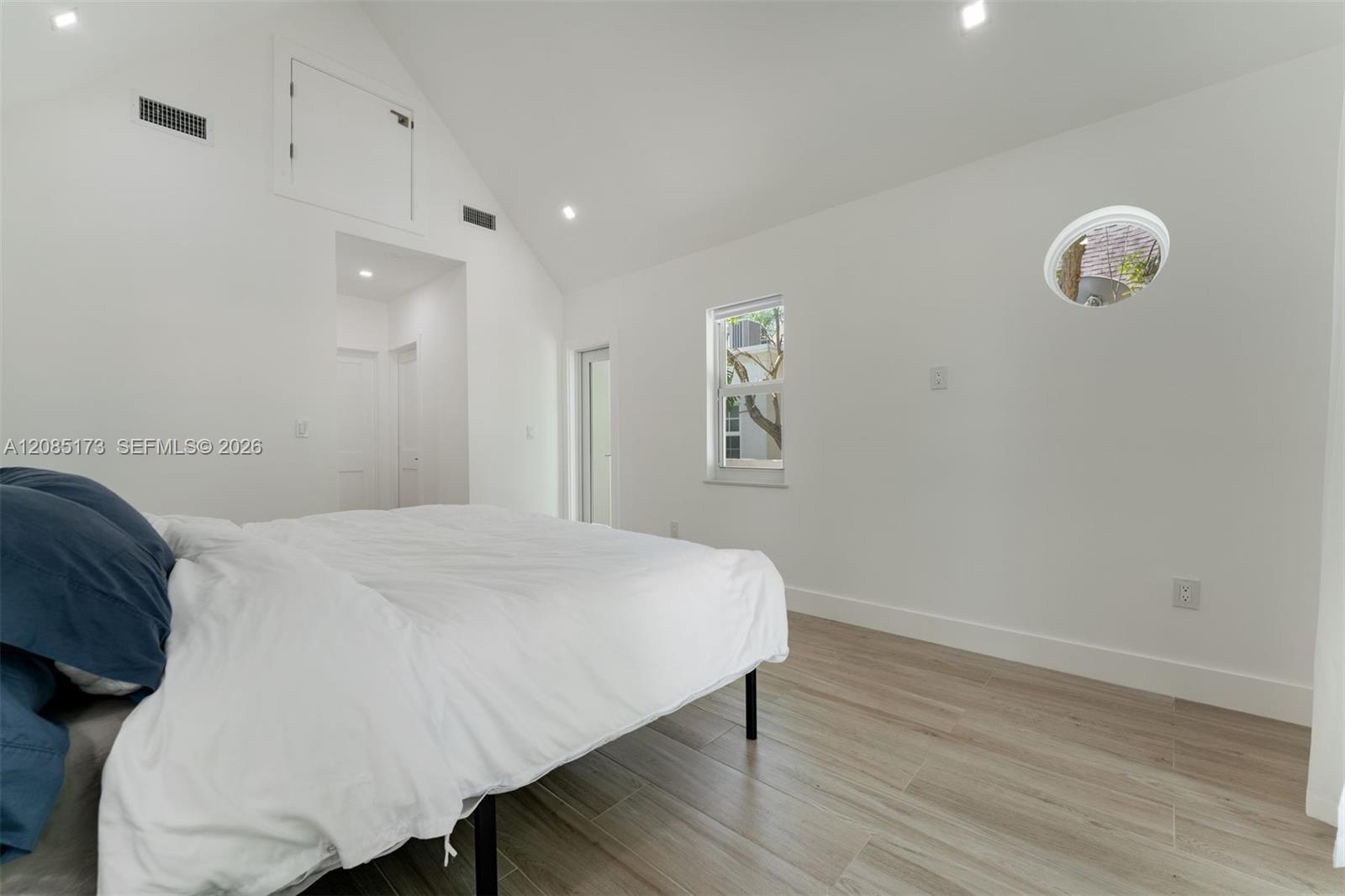 3125 Paola Drive