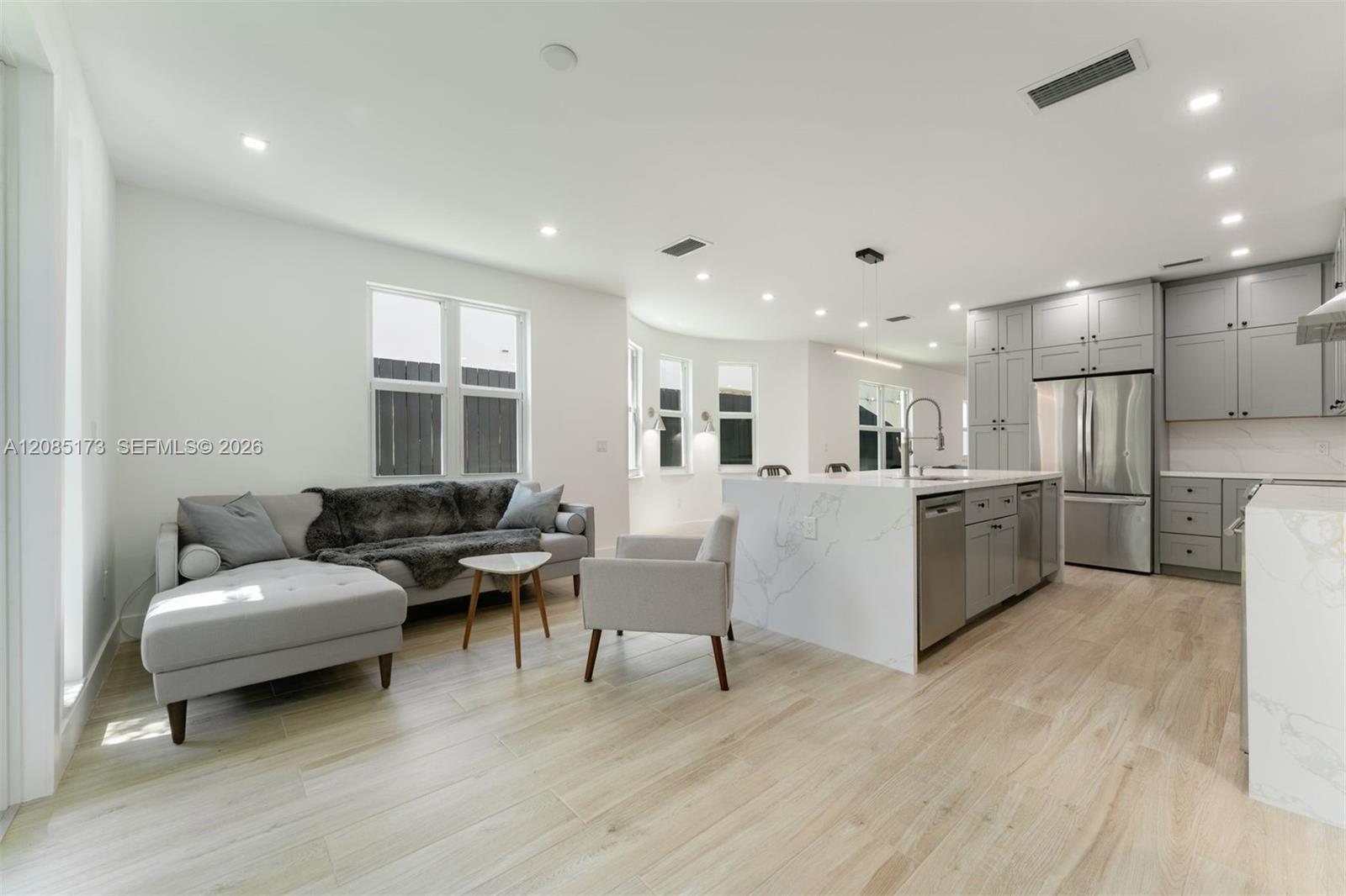3125 Paola Drive
