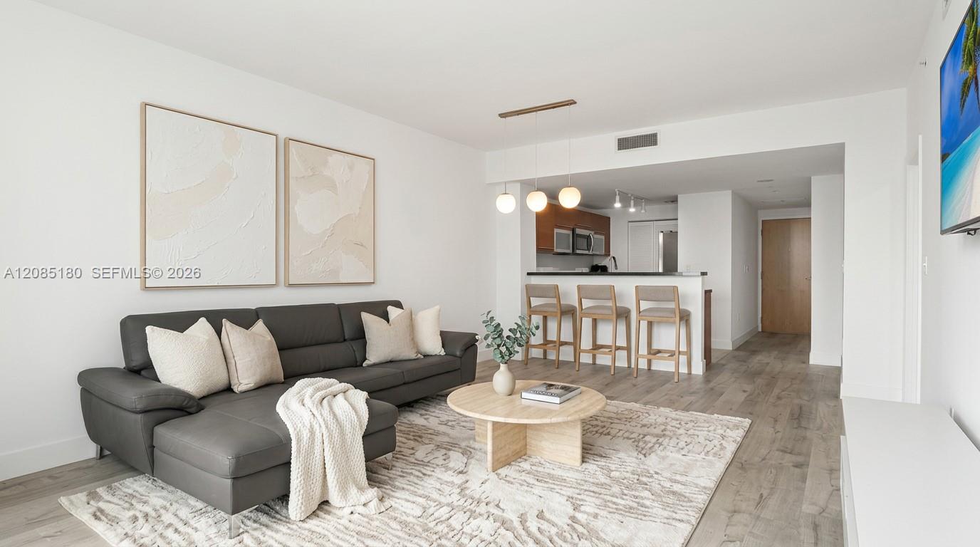 253 NE 2nd Street