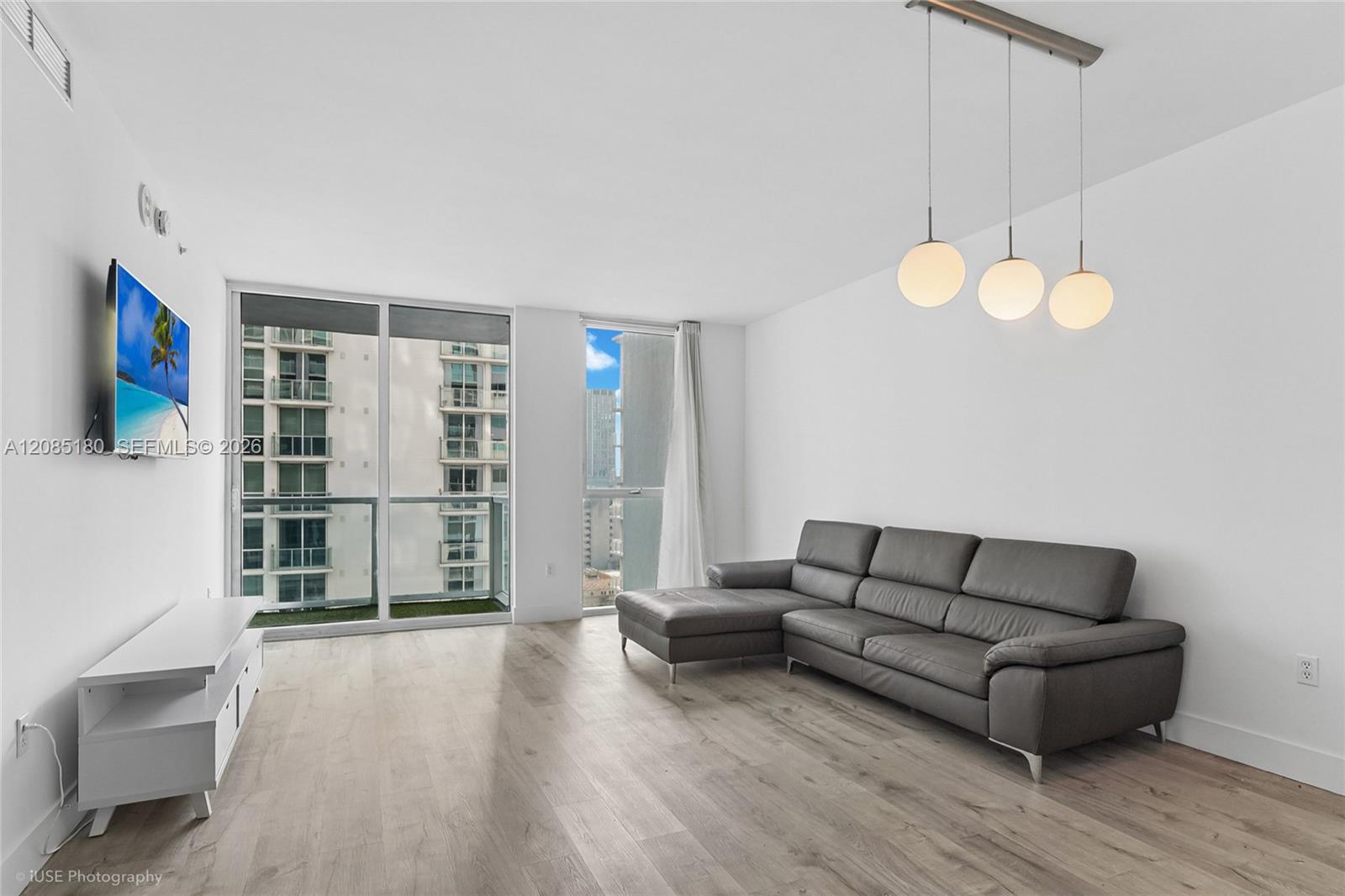 253 NE 2nd Street