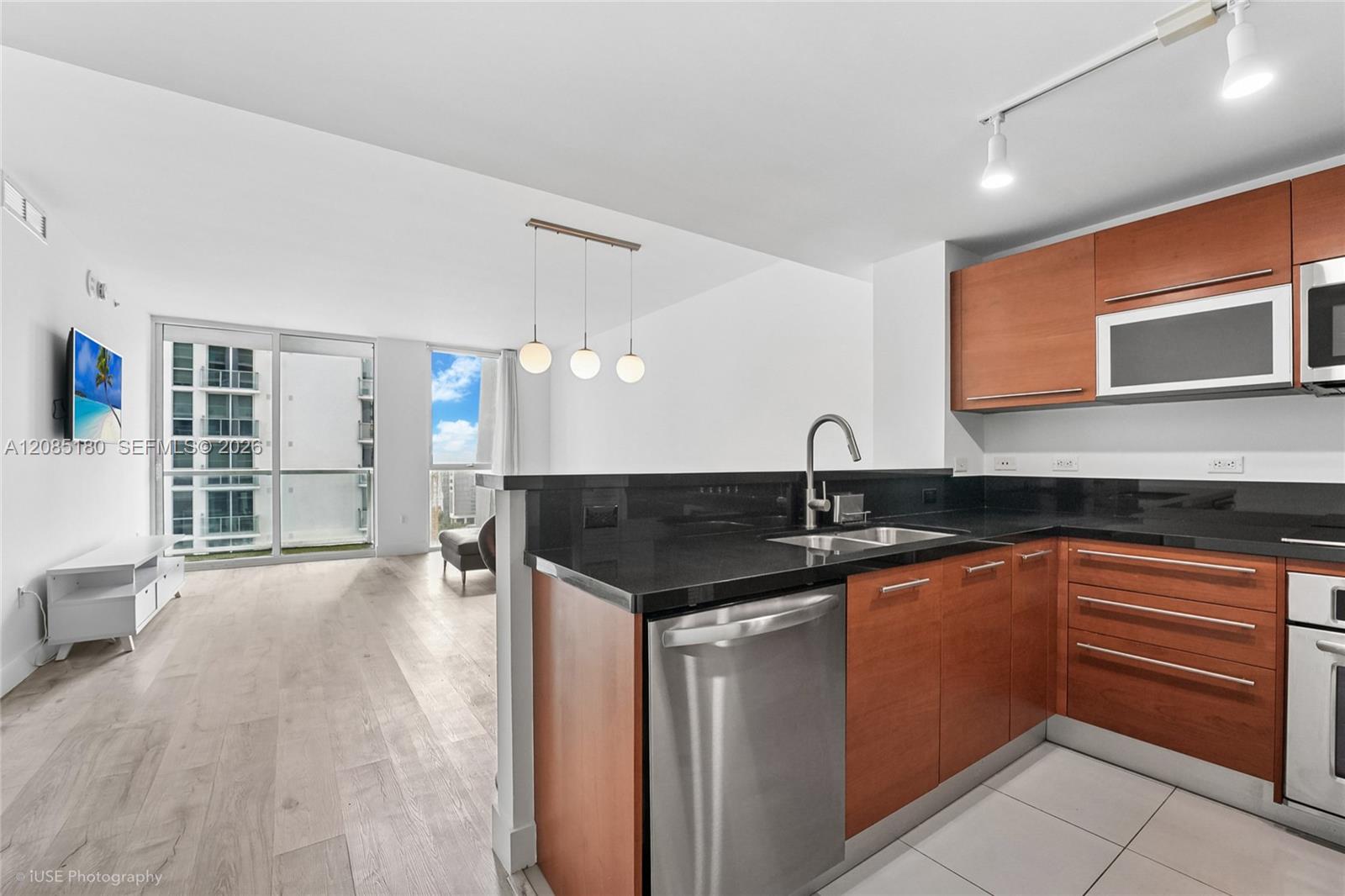 253 NE 2nd Street