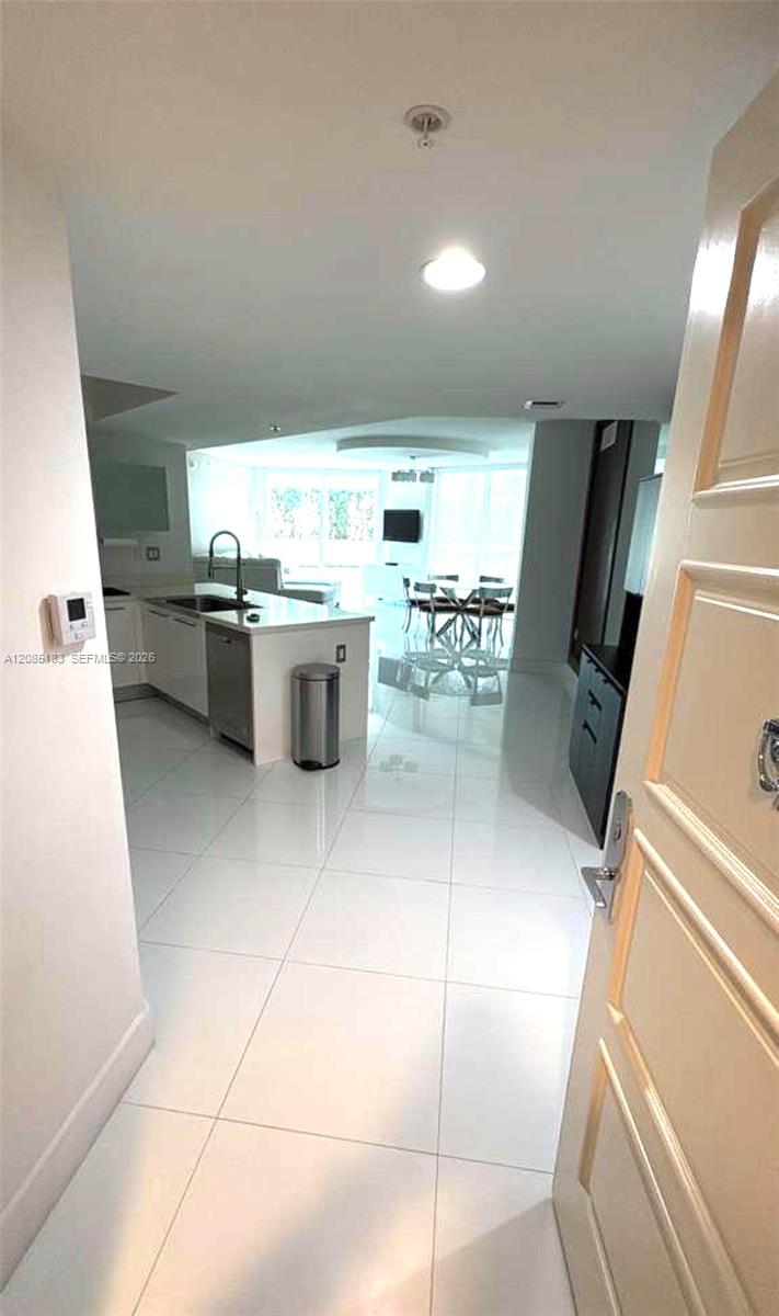 200 Sunny Isles Boulevard