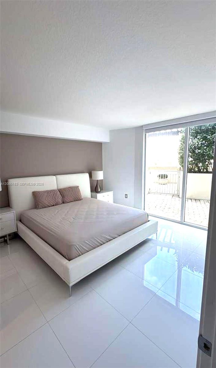 200 Sunny Isles Boulevard