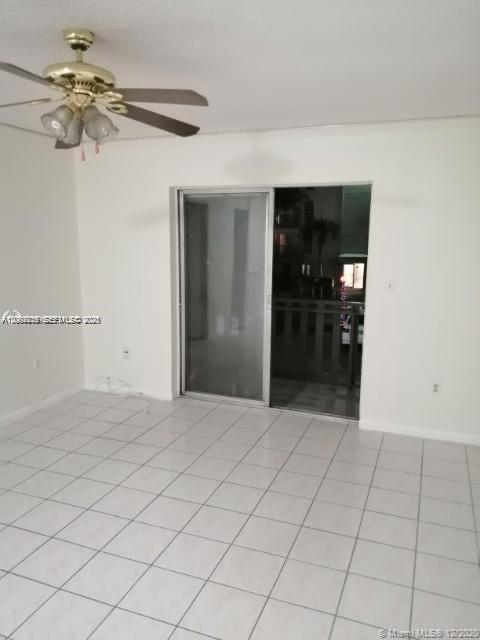 4725 NW 7th Street