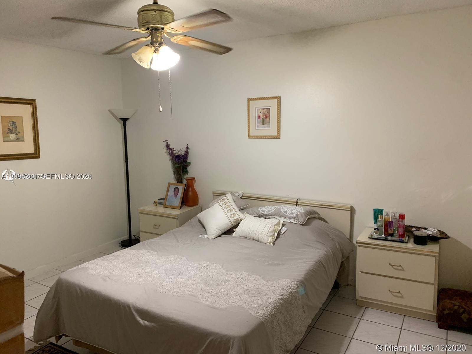 4725 NW 7th Street