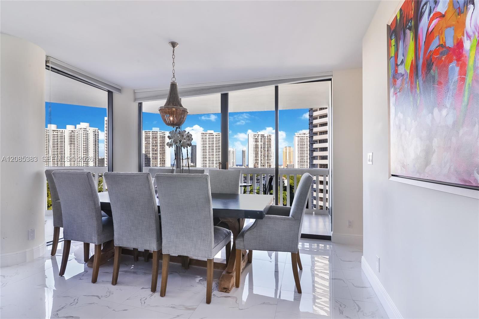 1000 W Island Boulevard