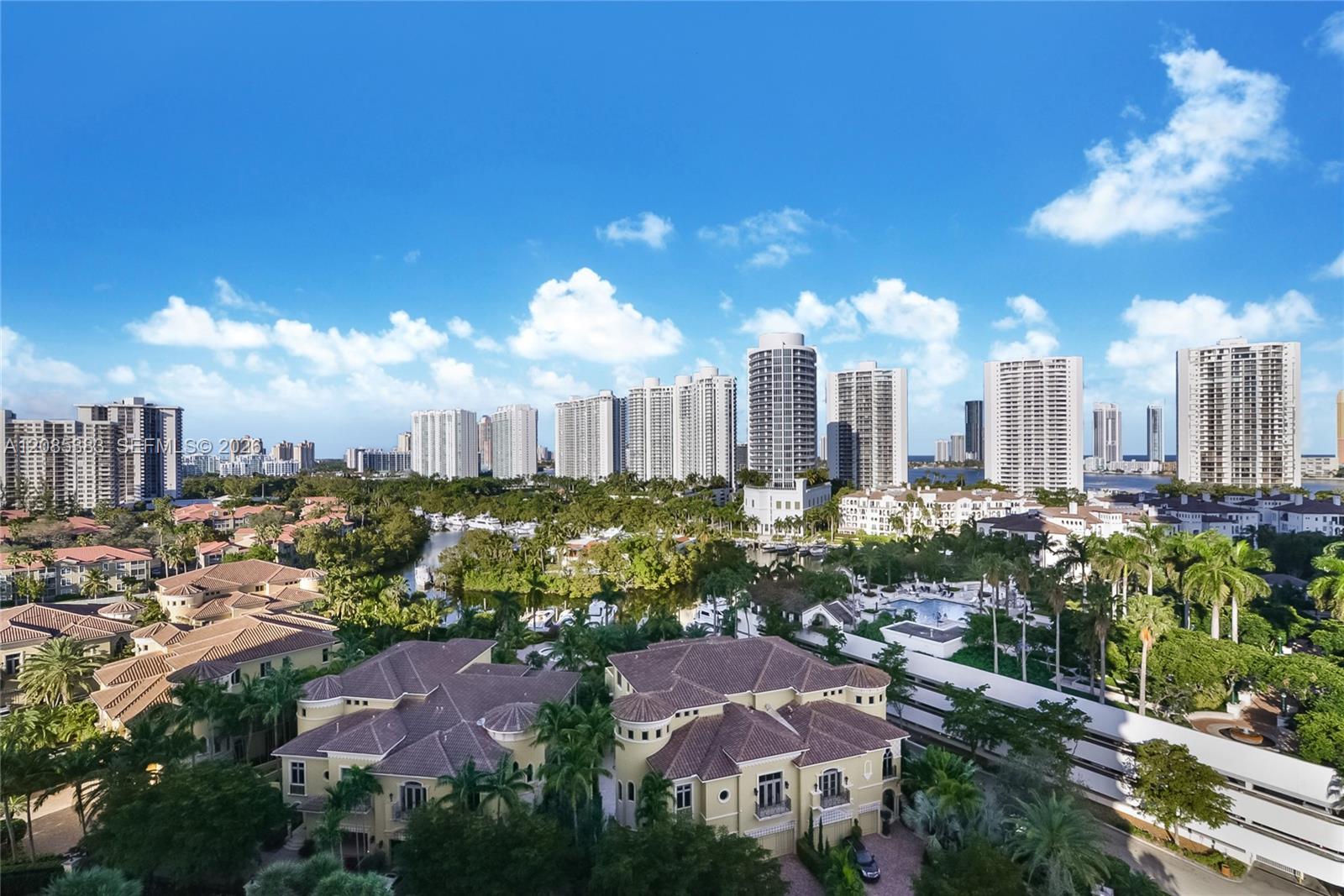 1000 W Island Boulevard