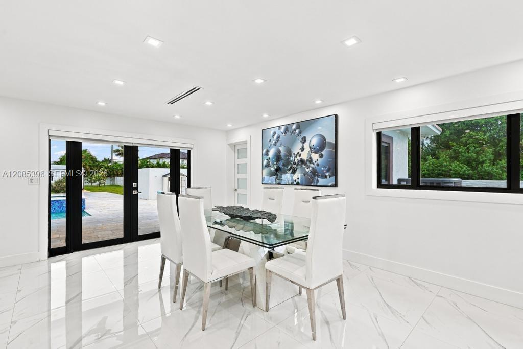 100 NW 120th Avenue
