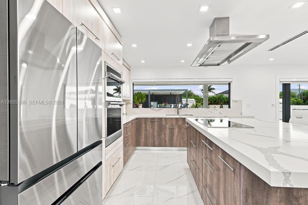 100 NW 120th Avenue