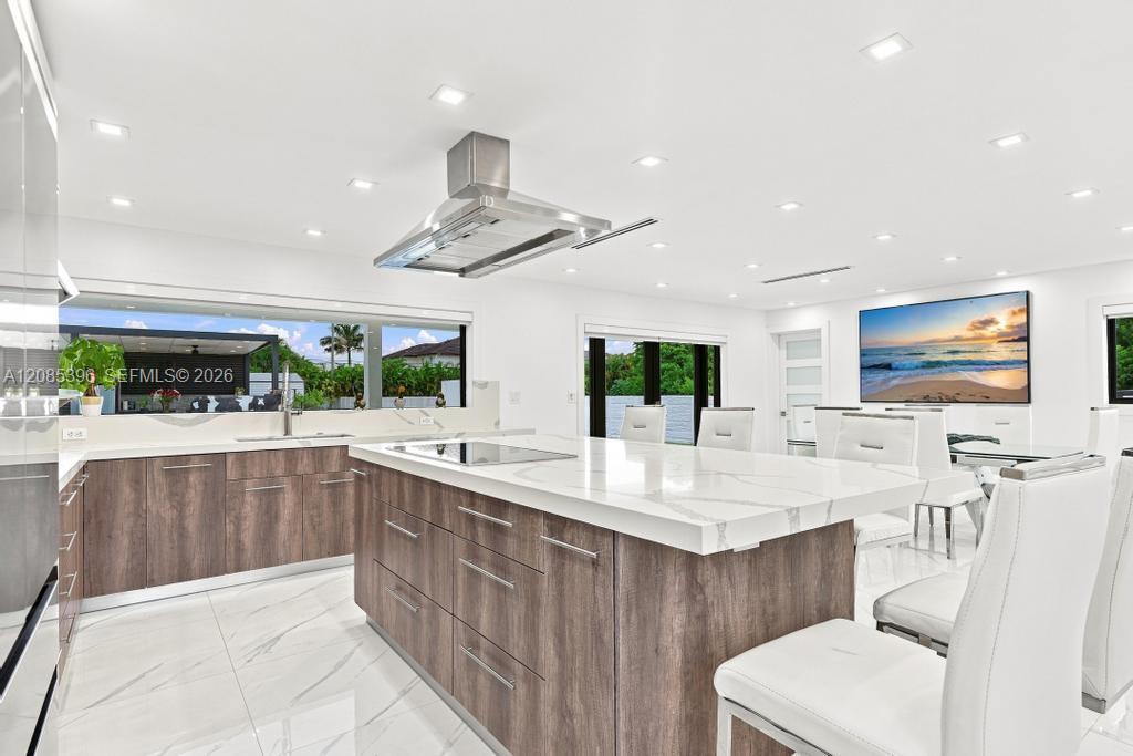 100 NW 120th Avenue