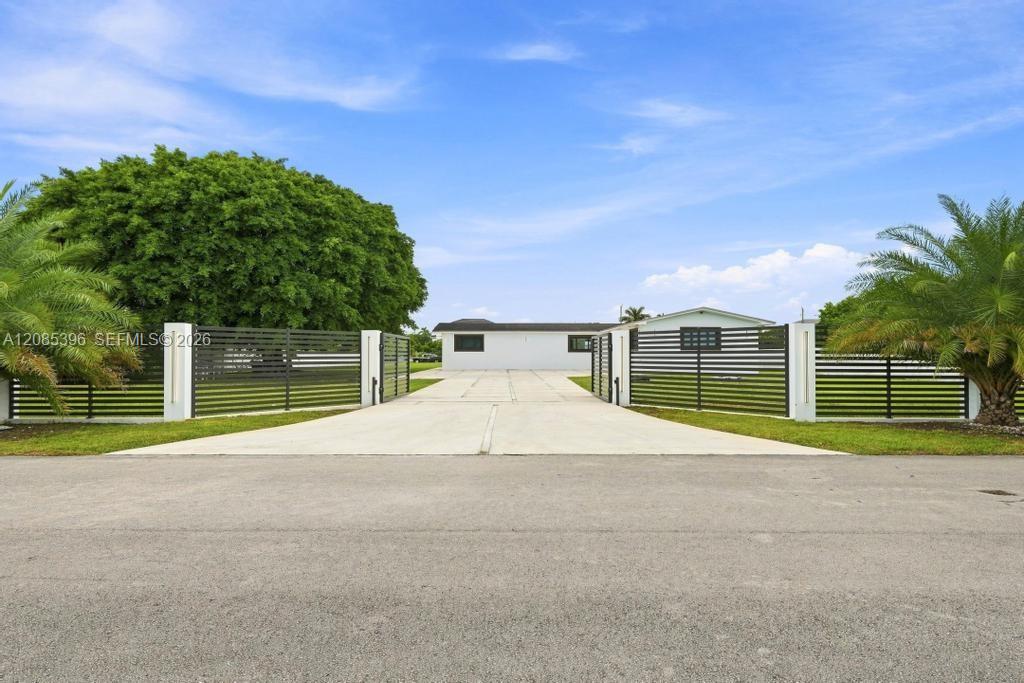 100 NW 120th Avenue