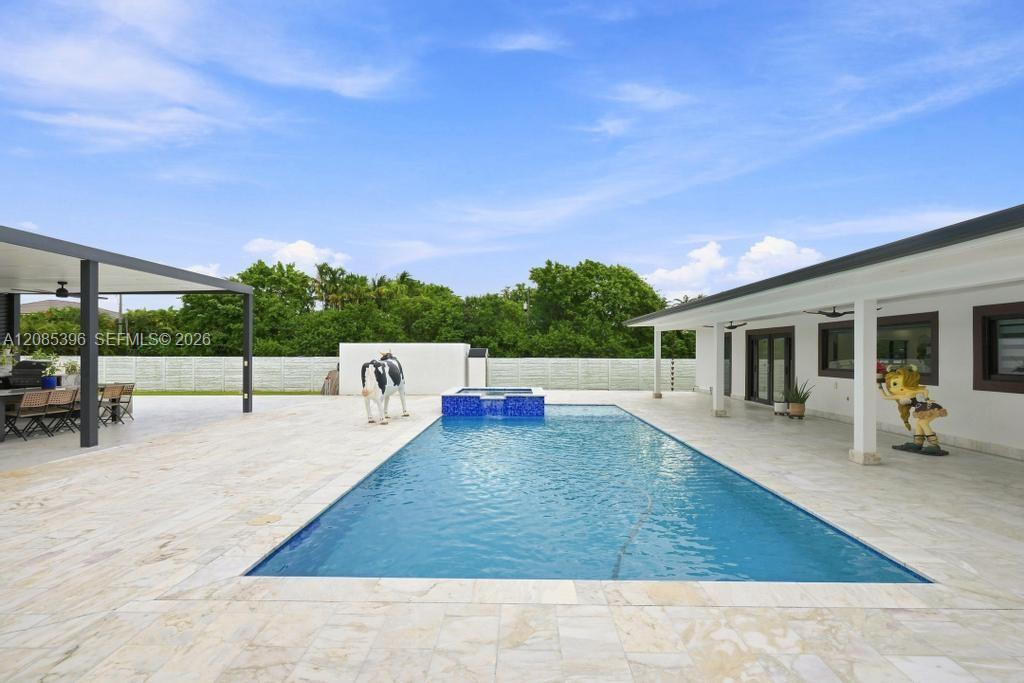 100 NW 120th Avenue
