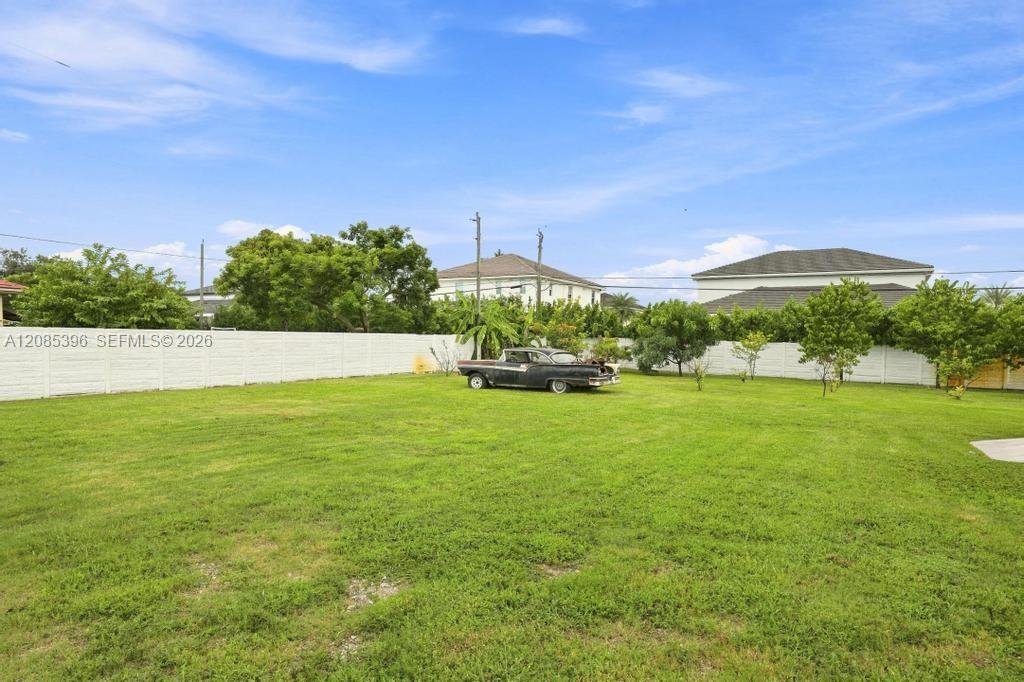 100 NW 120th Avenue