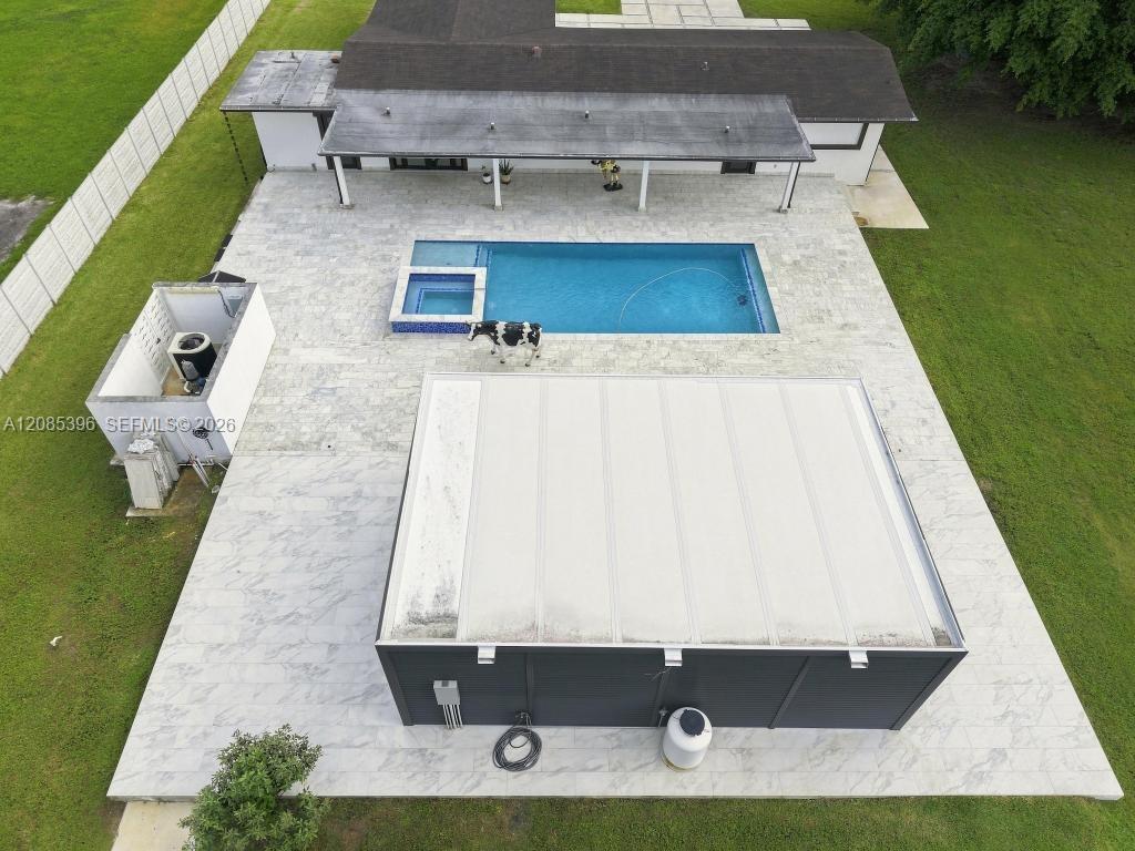 100 NW 120th Avenue
