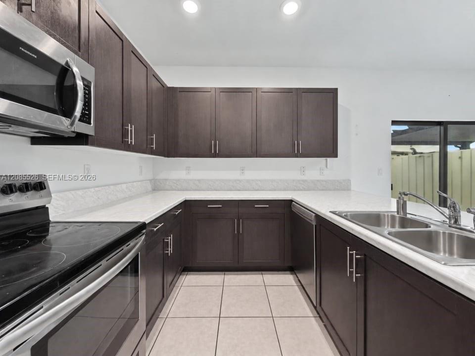 11805 SW 245th Terrace