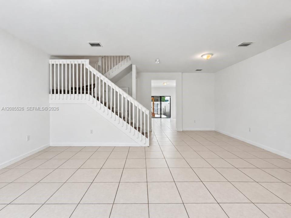 11805 SW 245th Terrace