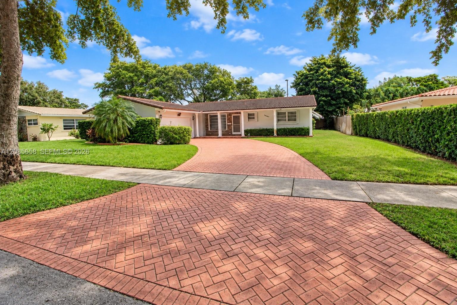 14961 Egan Lane