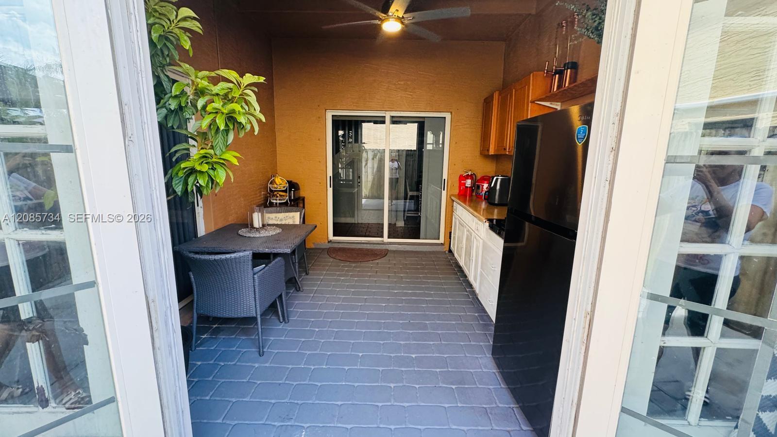 1240 NE 41st Place